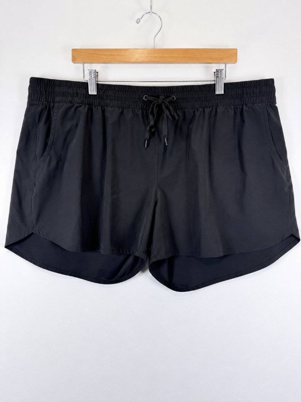 Eddie Bauer Departure Athletic Shorts Women XXL Black Stretch Running Training